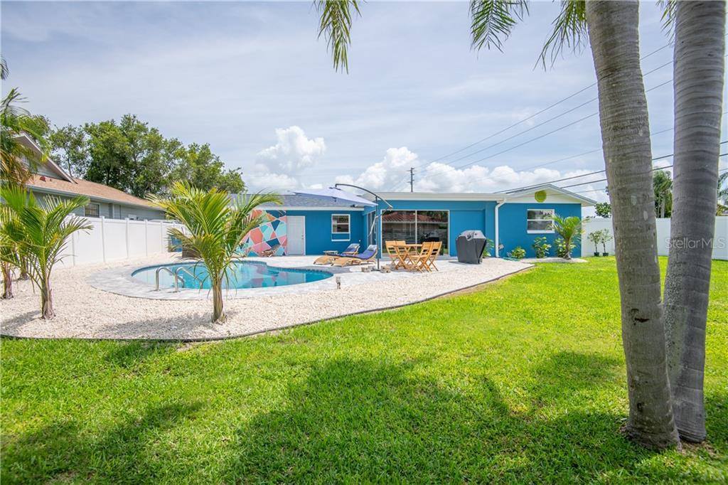 12100 6TH East, Treasure Island, FL 33706