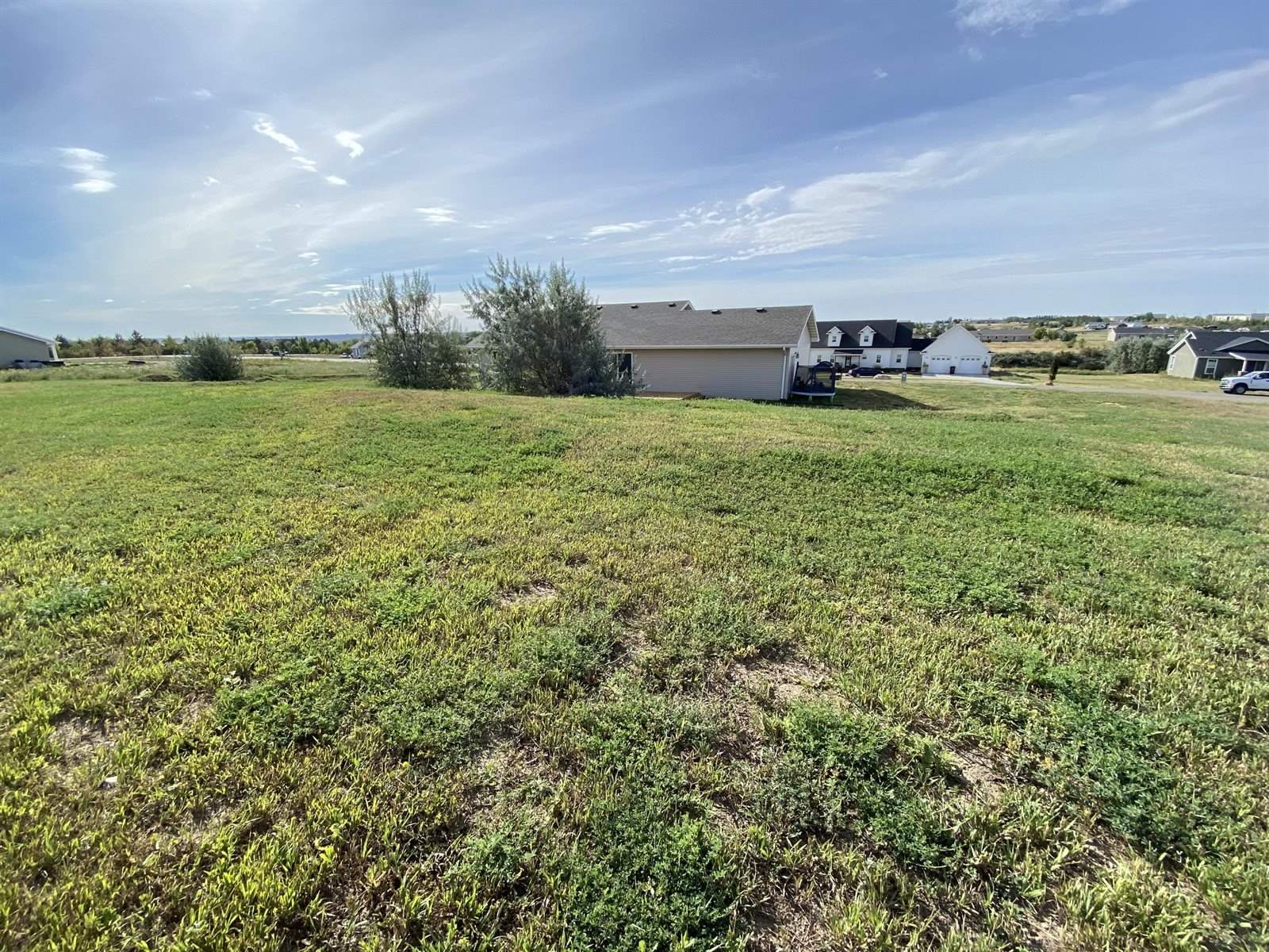 14015 Madison Ln, Williston, ND 58801