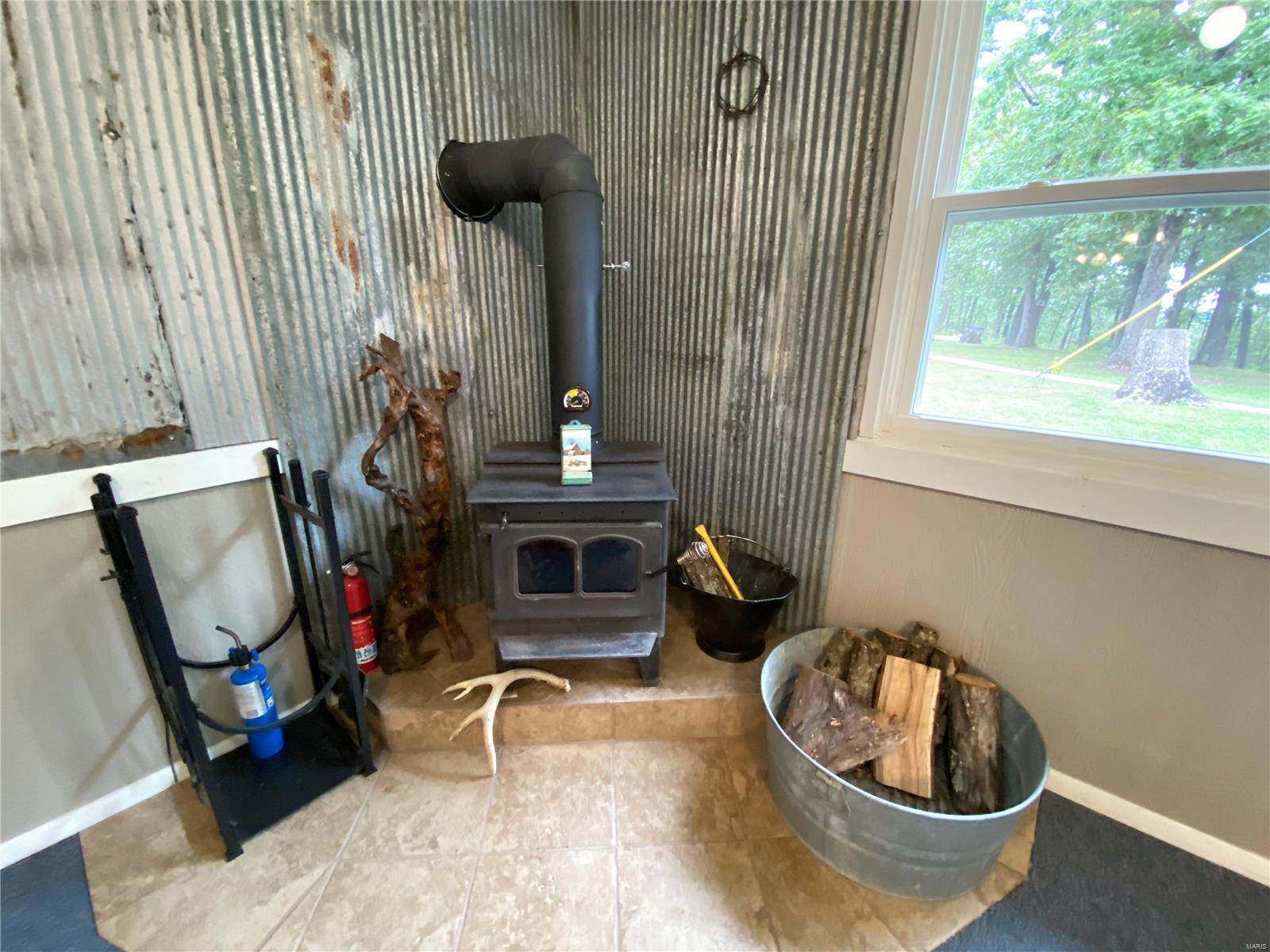 18485 Highway Y, Dixon, MO 65459