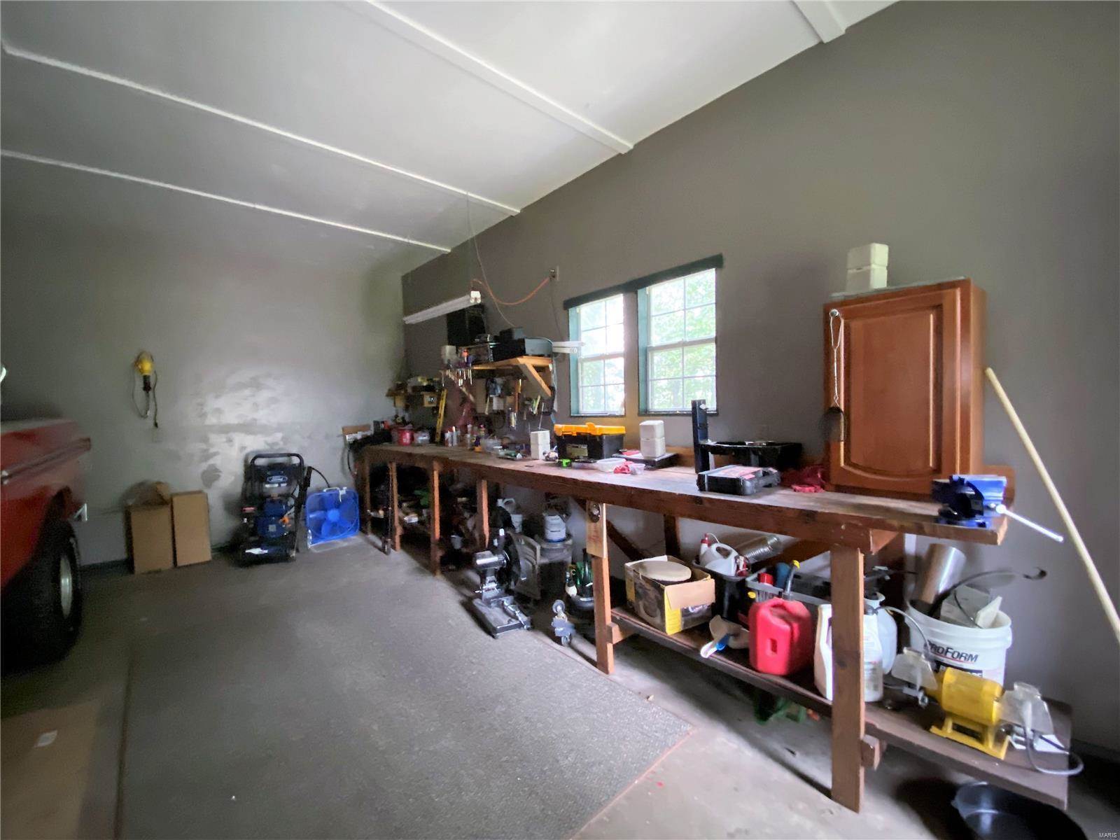 18485 Highway Y, Dixon, MO 65459