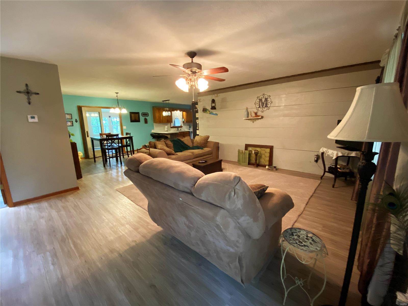 18485 Highway Y, Dixon, MO 65459