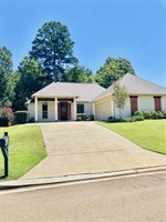 877 Willow Grande Cir, Brandon, MS 39047