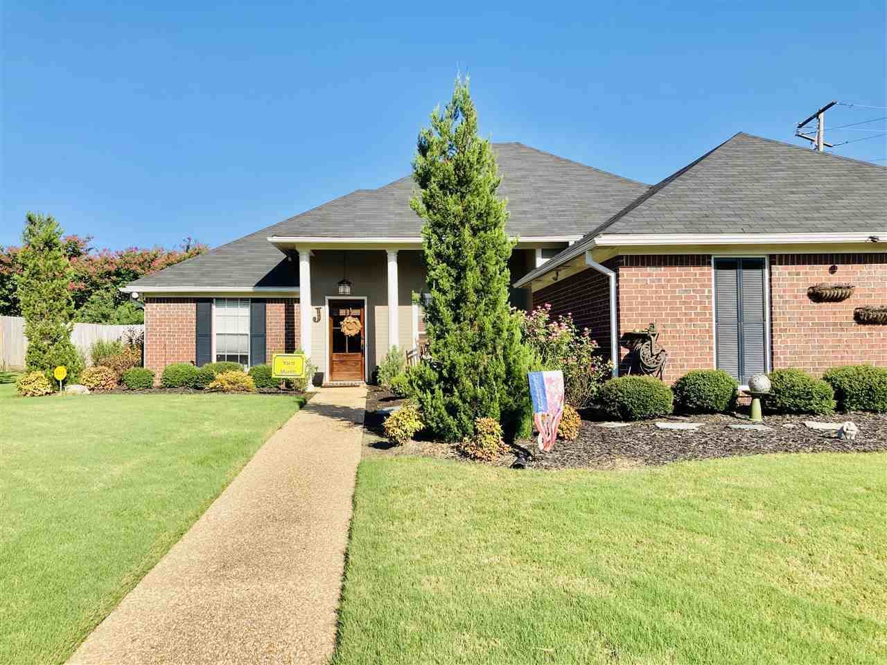 100 Sherwood Dr, Brandon, MS 39047