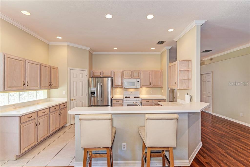 6244 Donnington, Sarasota, FL 34238