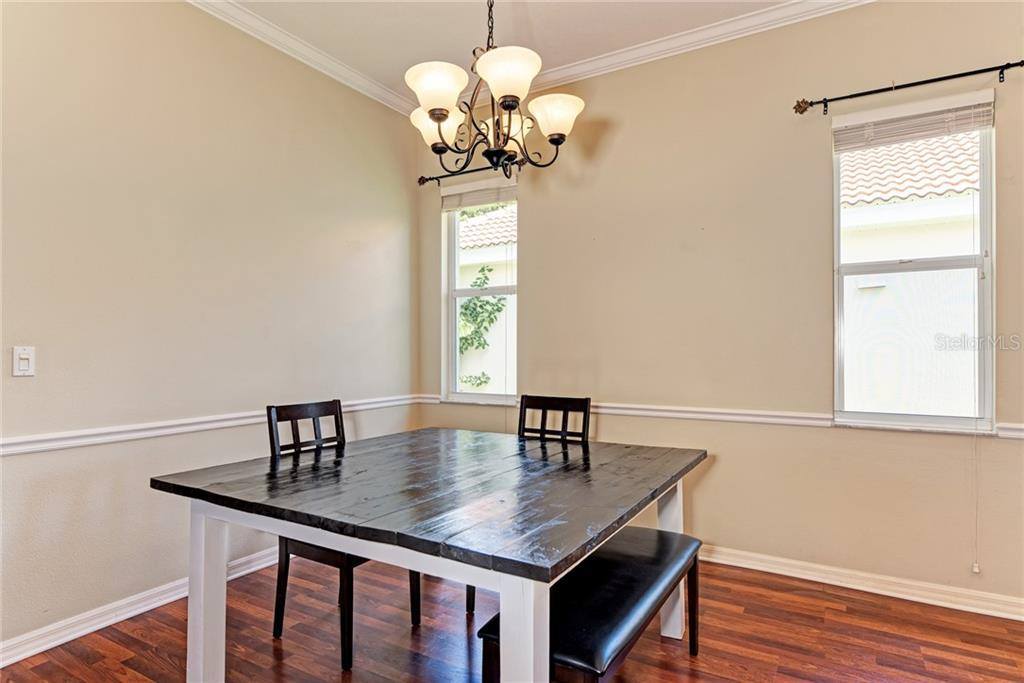 6244 Donnington, Sarasota, FL 34238