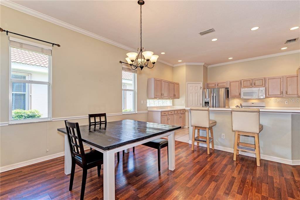 6244 Donnington, Sarasota, FL 34238