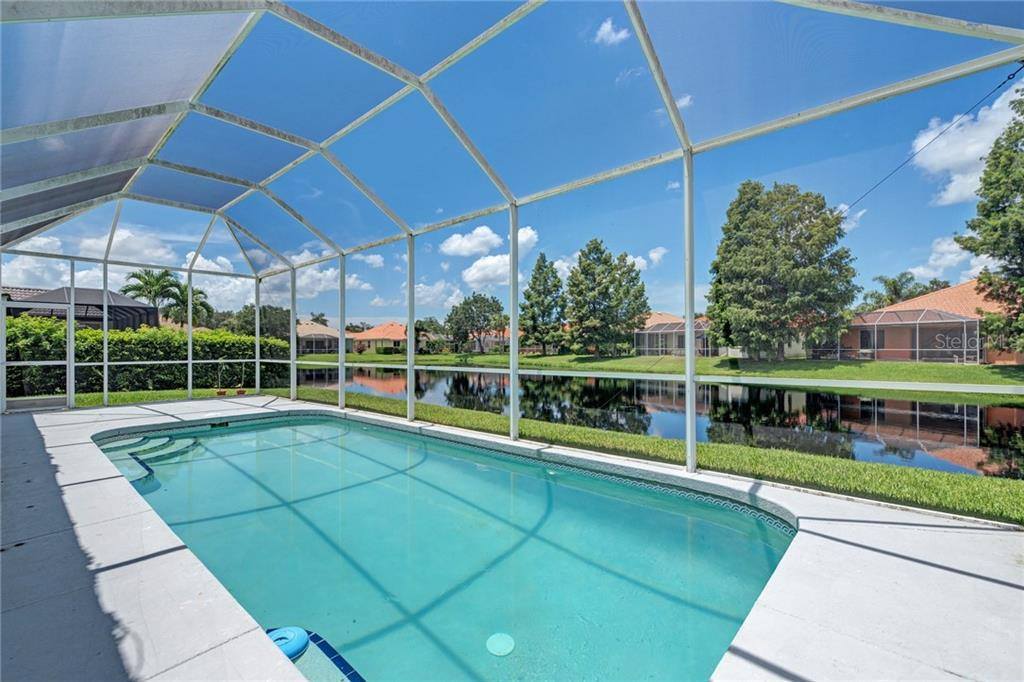 6244 Donnington, Sarasota, FL 34238