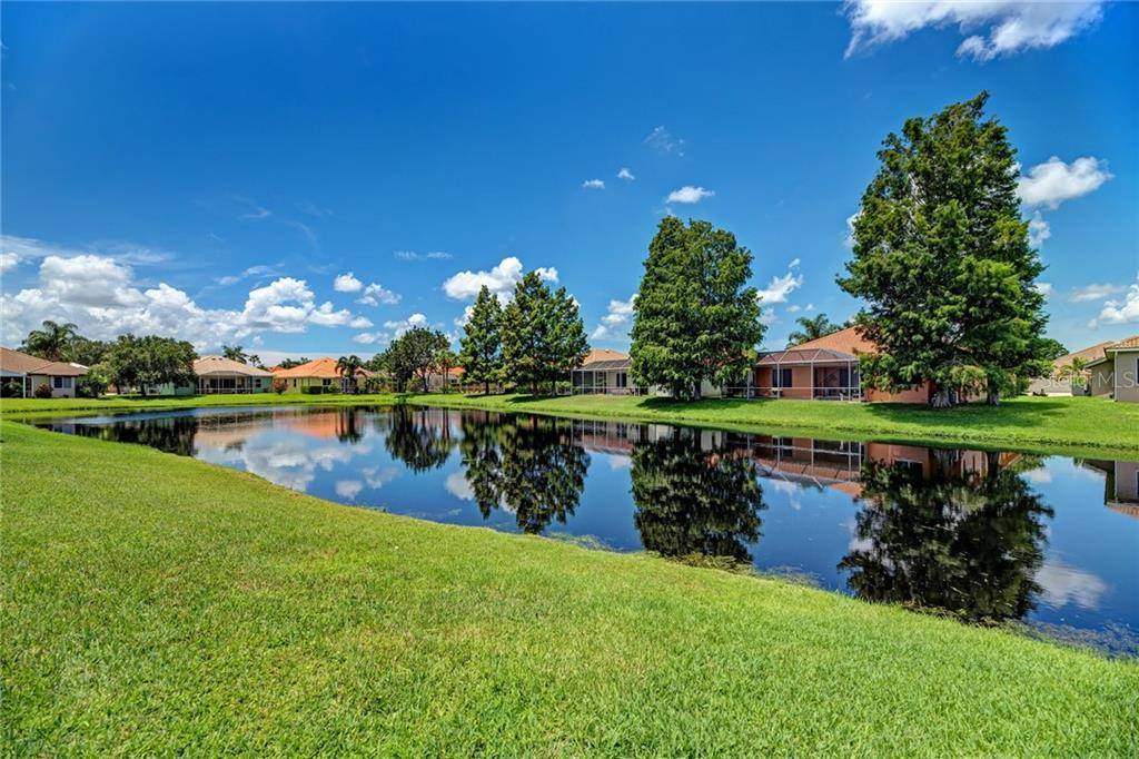 6244 Donnington, Sarasota, FL 34238