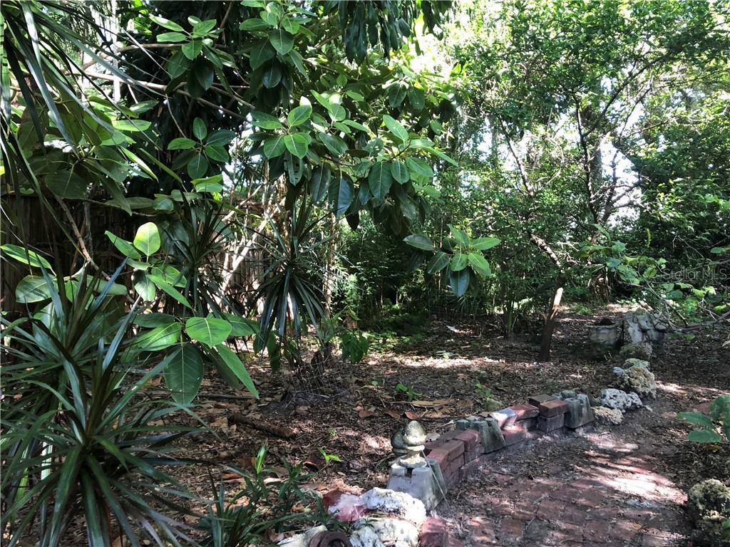 1929 10th Street, Sarasota, FL 34236