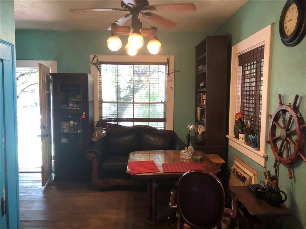 1929 10th Street, Sarasota, FL 34236