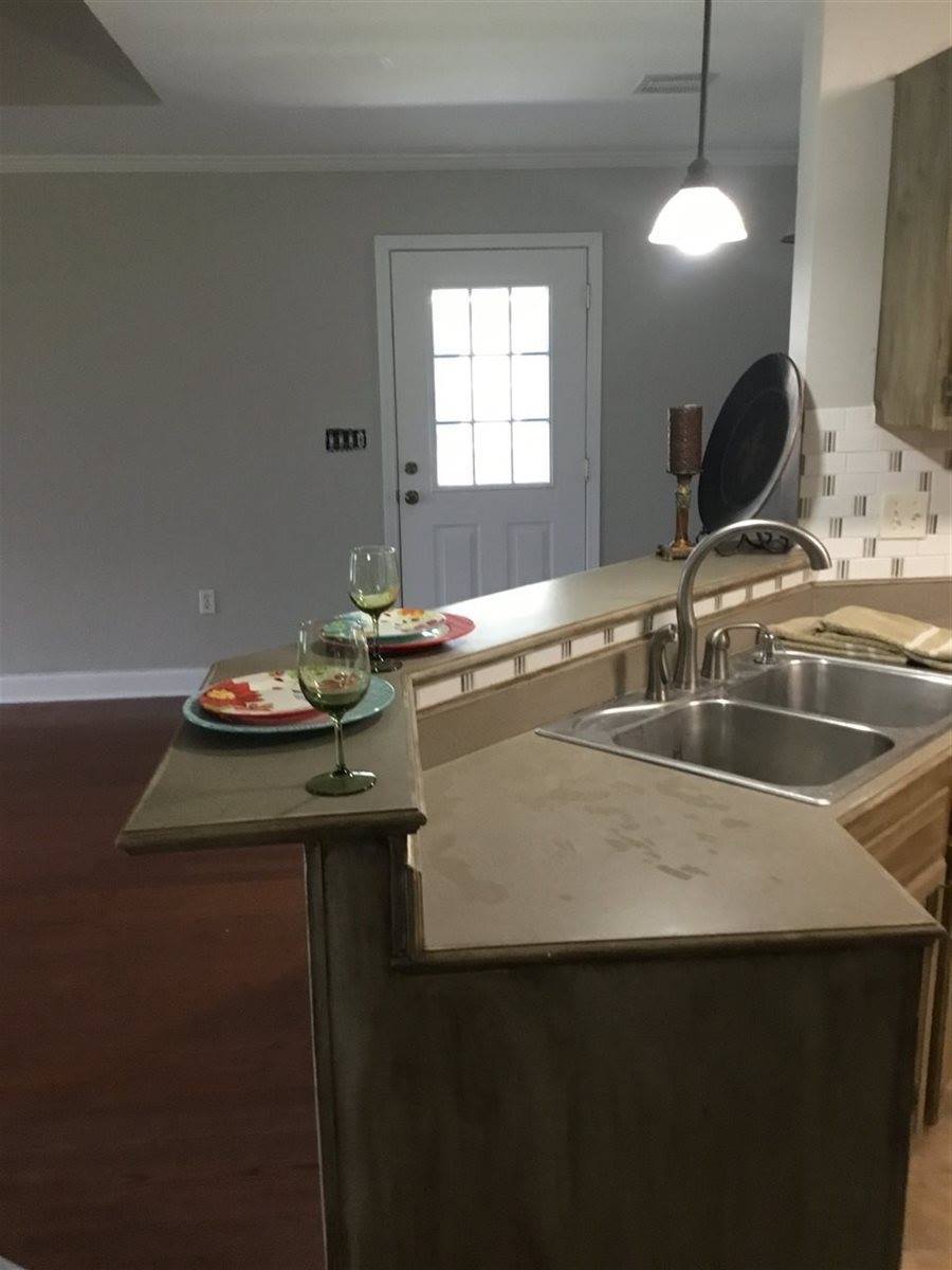 221 J Patrick Drive, Houma, LA 70364