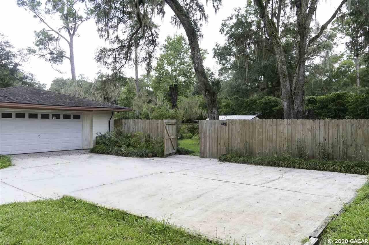 402 SW 42 Street, Gainesville, FL 32607