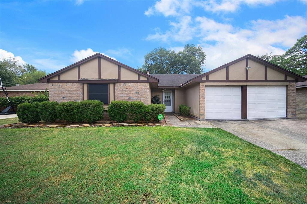 5722 Sunnygate Drive, Spring, TX 77373