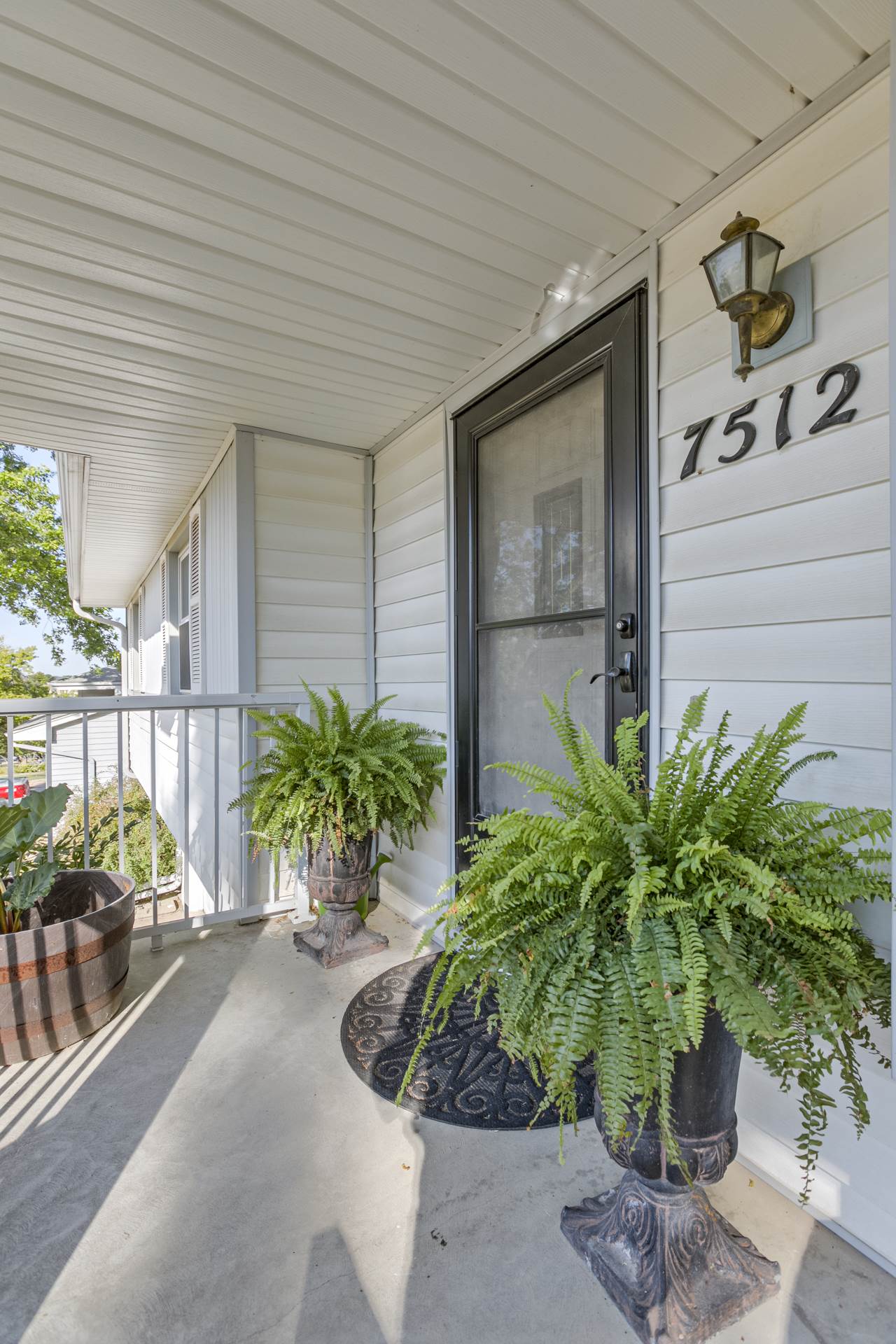 7512 Bauman Avenue, Omaha, NE 68122