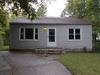 2741 SE Iowa Av, Topeka, KS 66605