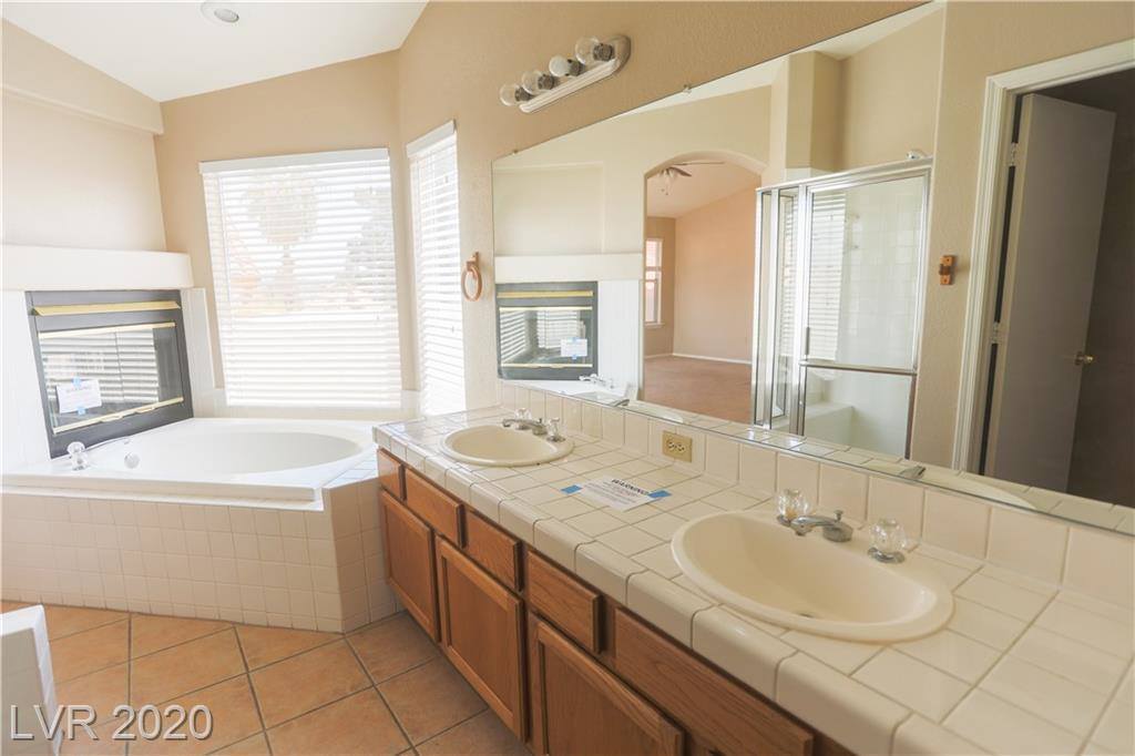 1529 Los Alamos Drive, North Las Vegas, NV 89031