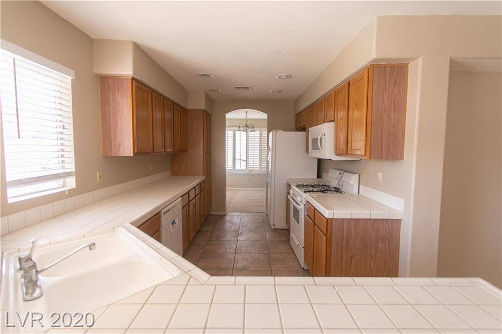 1529 Los Alamos Drive, North Las Vegas, NV 89031
