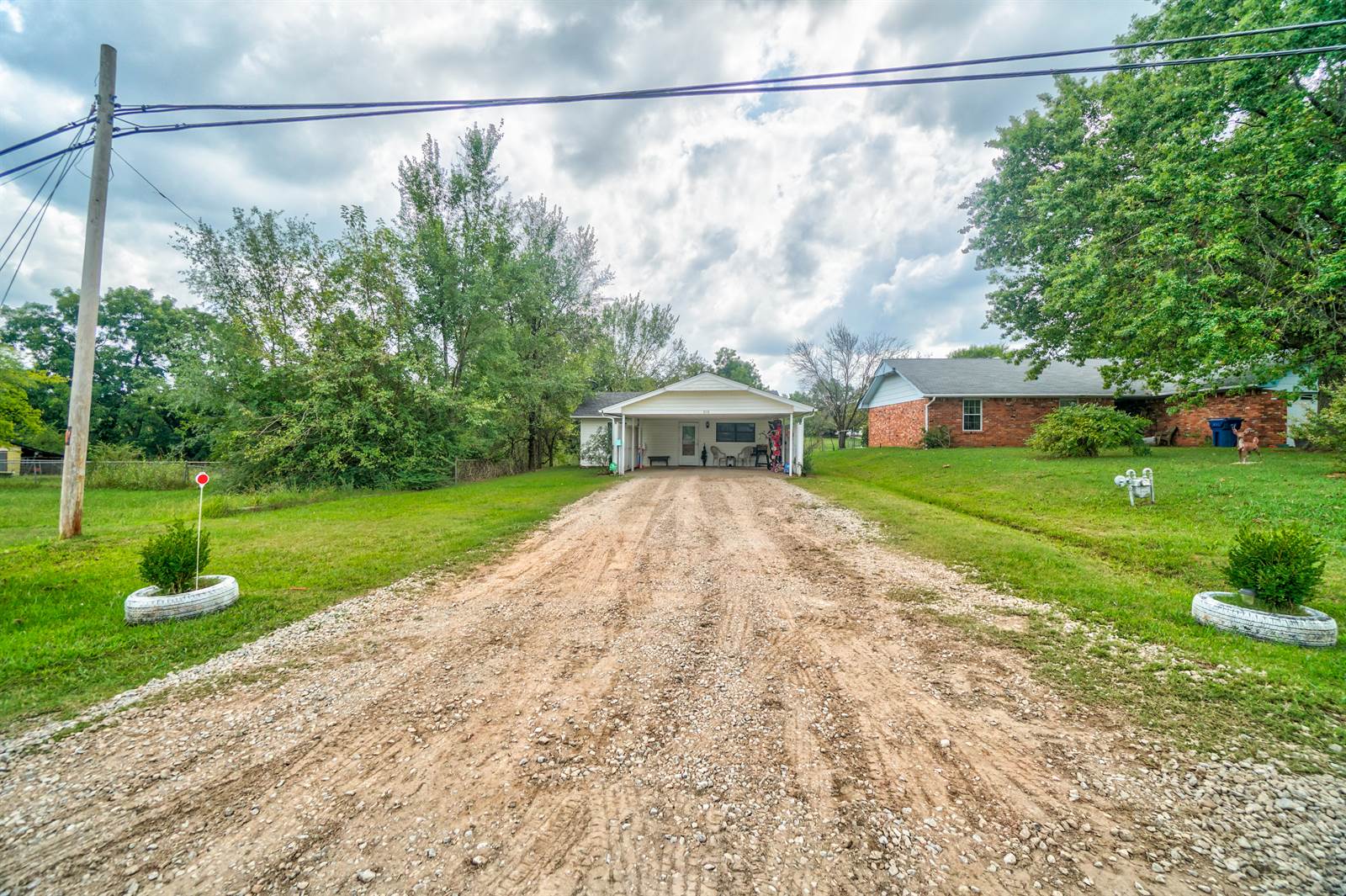 808 E Walnut St, Tecumseh, OK 74873