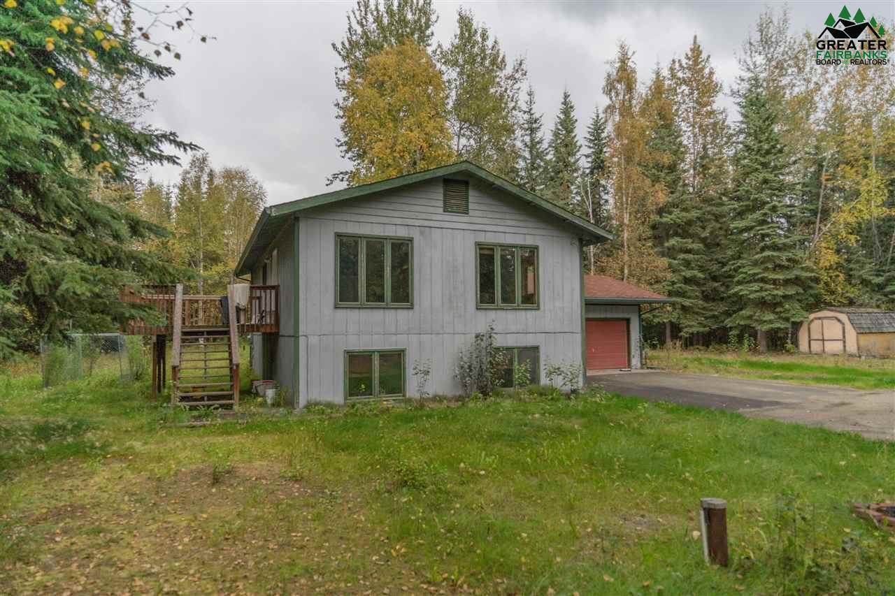 2710 Rainbow Trout Court, North Pole, AK 99705