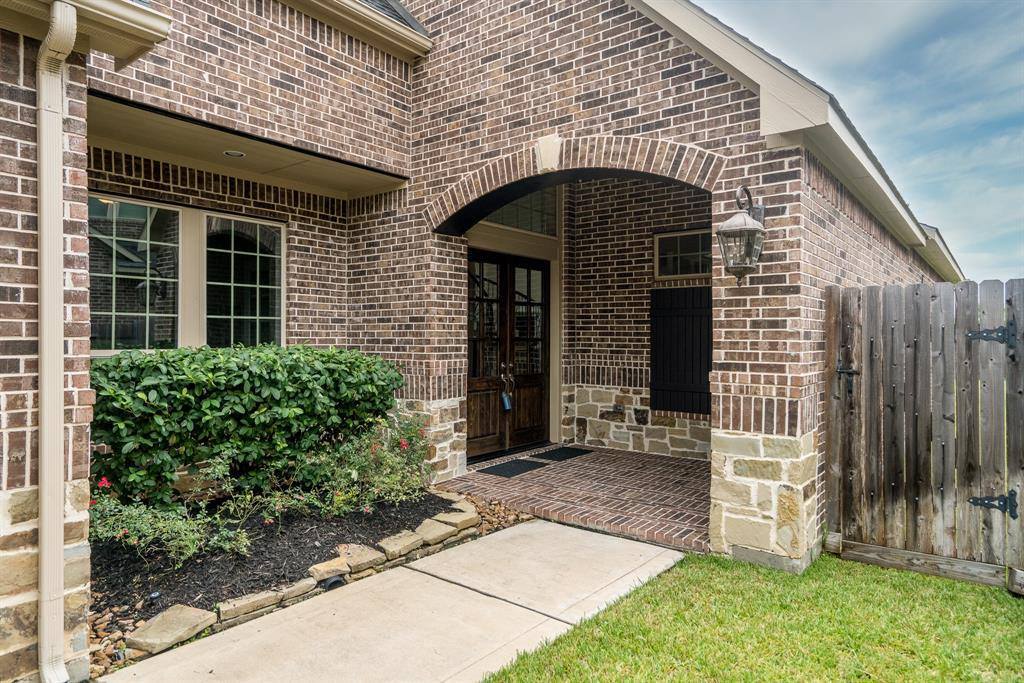 16418 Blackberry Trail Lane, Cypress, TX 77433