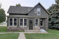 351 Hardy St, Akron, IA 51001