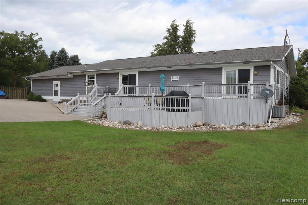 5353 West Hesslund Road, Pere Marquette Township, MI 49431