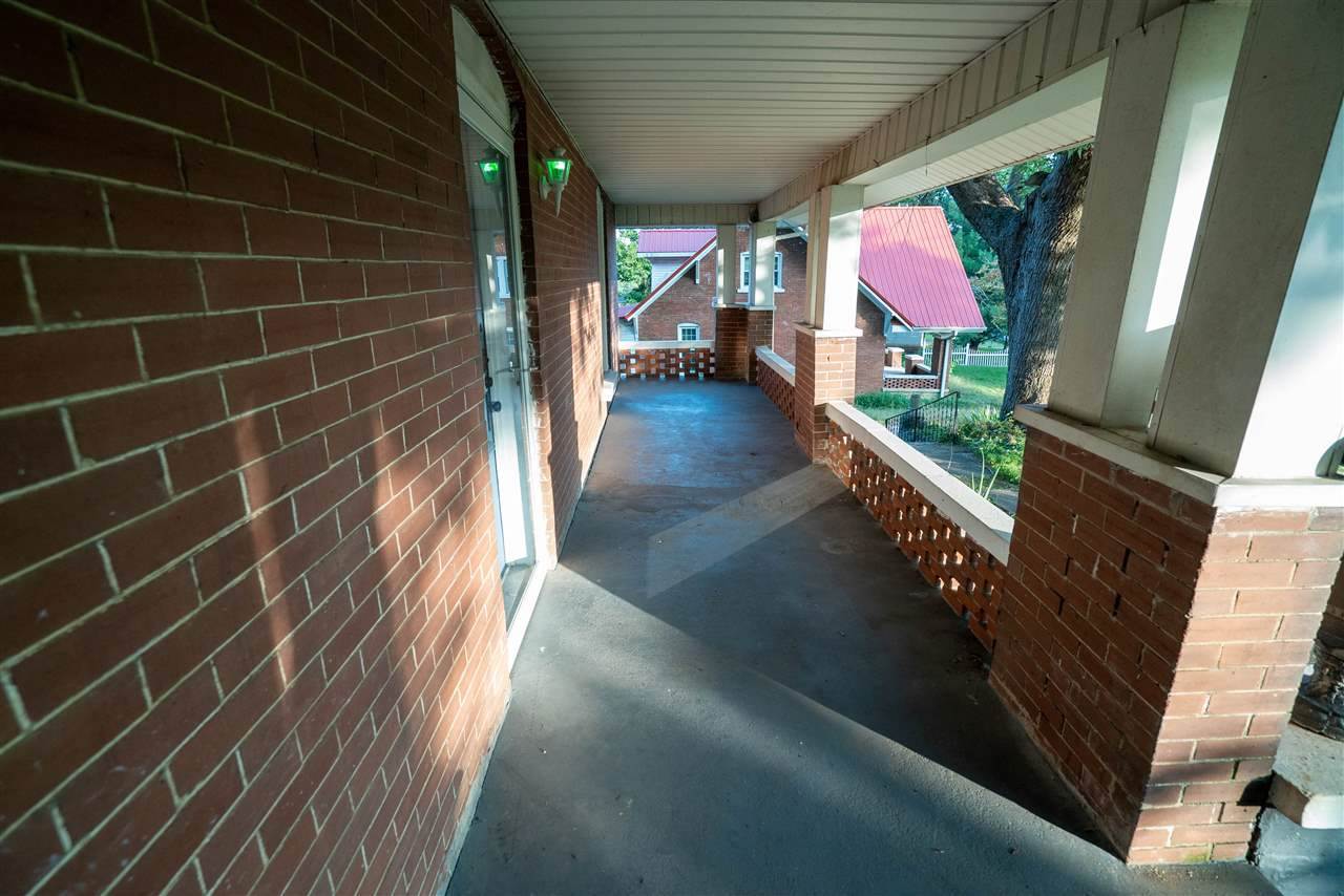 605 E Main St, Glasgow, KY 42141