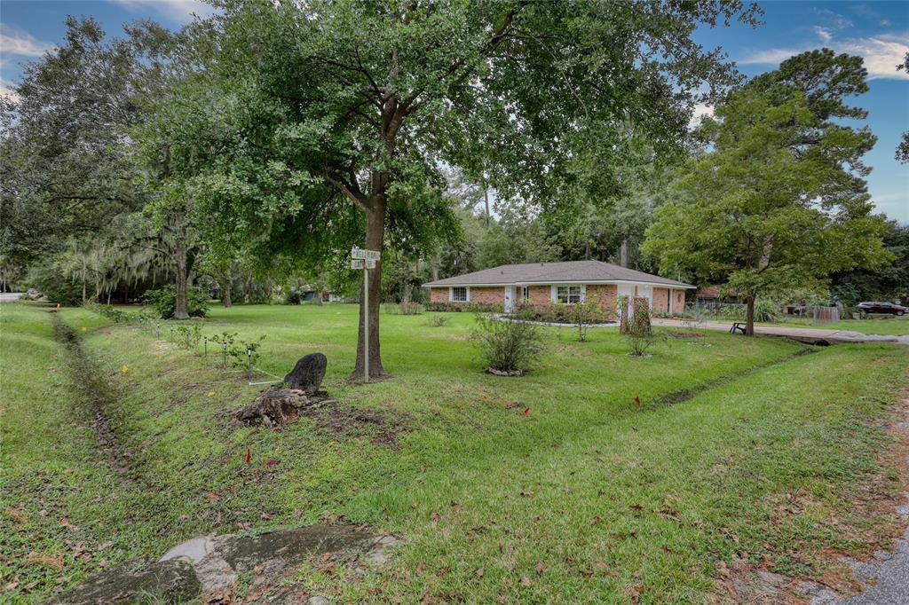 11935 Cathy Drive, Houston, TX 77065