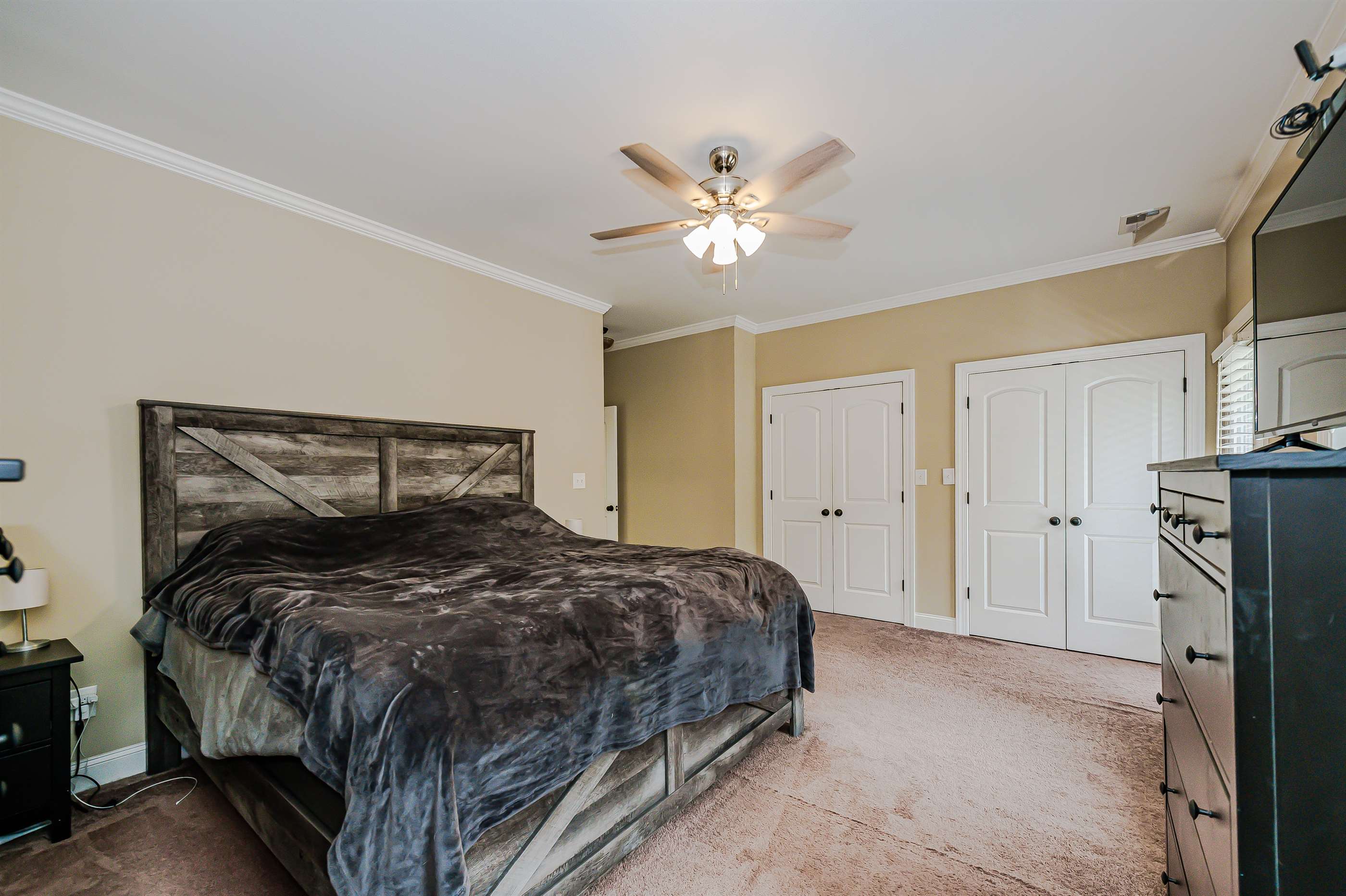 3753 Creek Ridge Dr., Denver, NC 28037