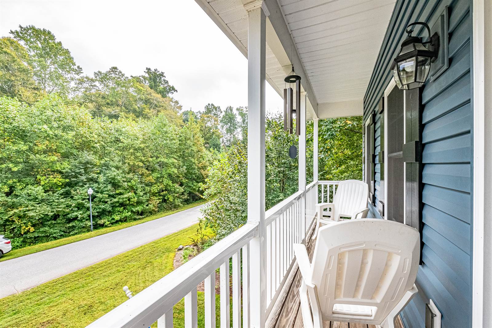 3753 Creek Ridge Dr., Denver, NC 28037