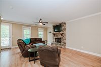 3753 Creek Ridge Dr., Denver, NC 28037