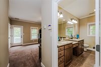 3753 Creek Ridge Dr., Denver, NC 28037