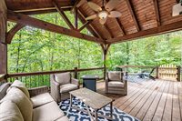 3753 Creek Ridge Dr., Denver, NC 28037