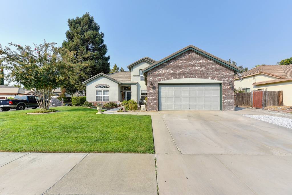 2011 Falls Drive, Yuba City, CA 95993-8306