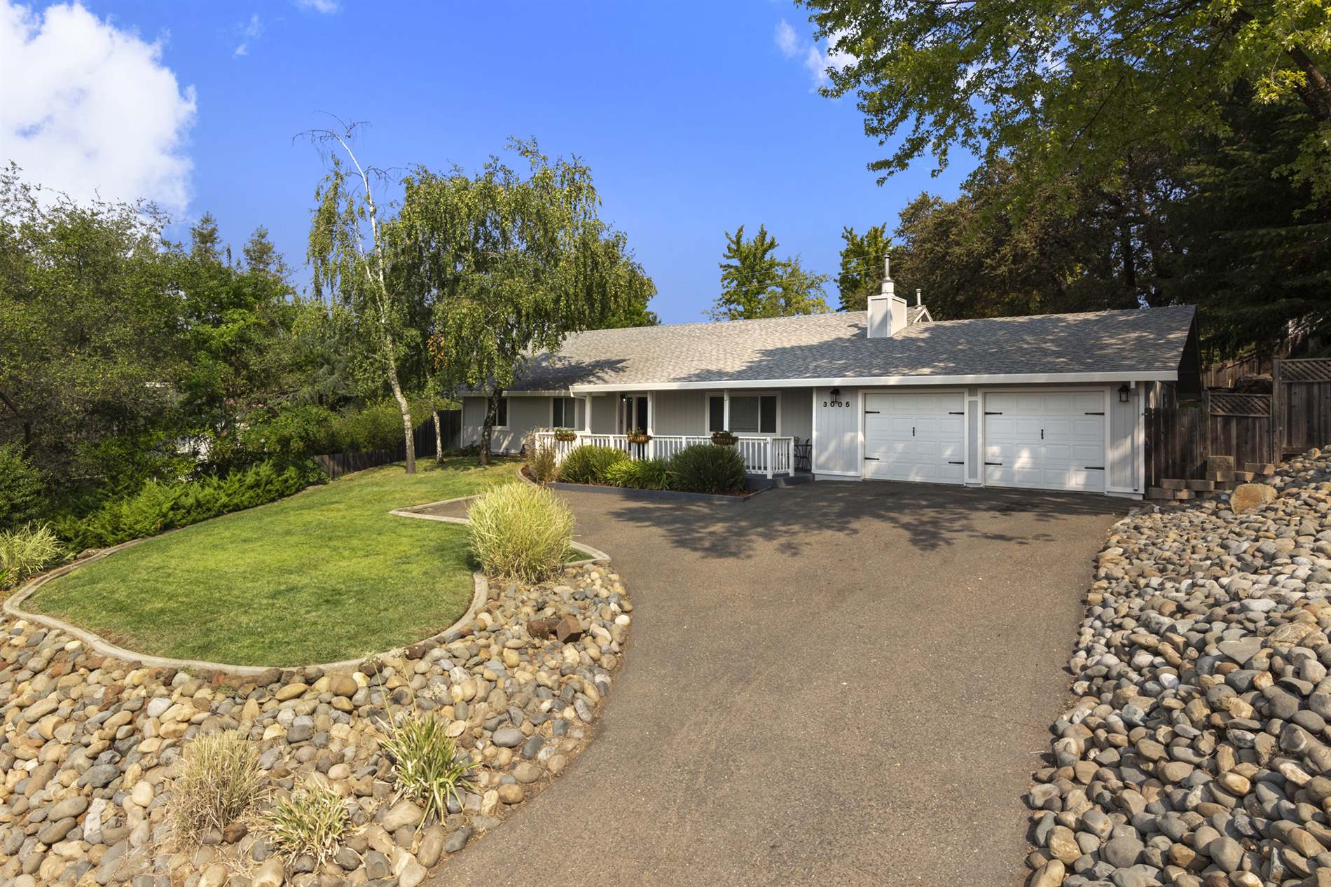 3005 Oakwood Rd, Cameron Park, CA 95682