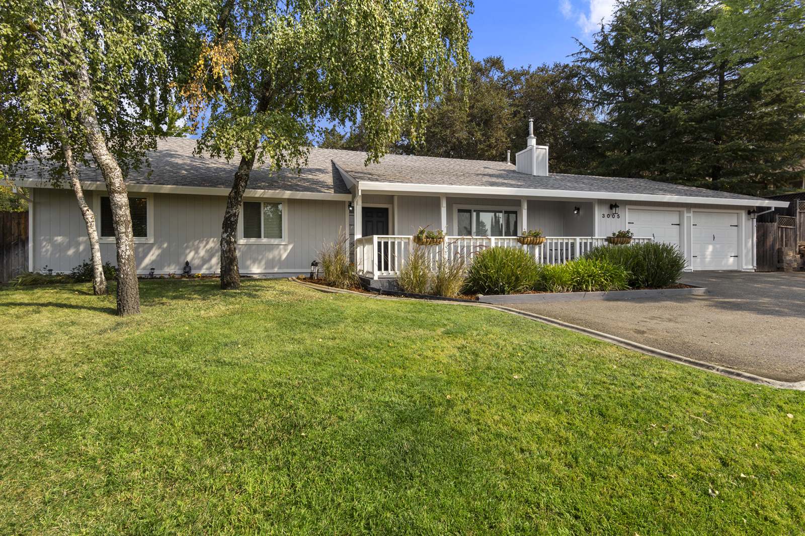 3005 Oakwood Rd, Cameron Park, CA 95682