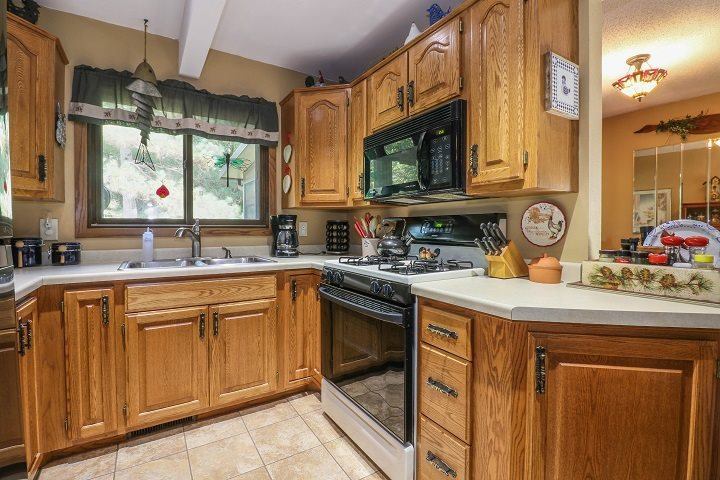 347 Twin Lakes Tr, Nekoosa, WI 54457