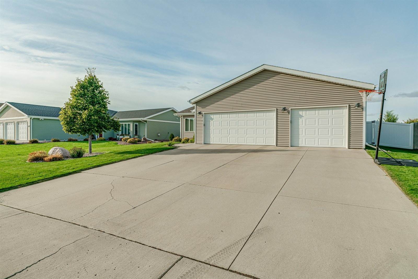 4800 Granger Avenue, Bismarck, ND 58503