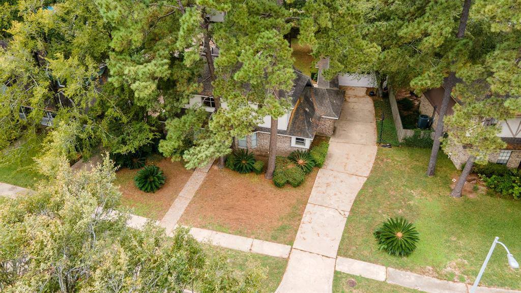 15203 Willow Branch Drive, Houston, TX 77070