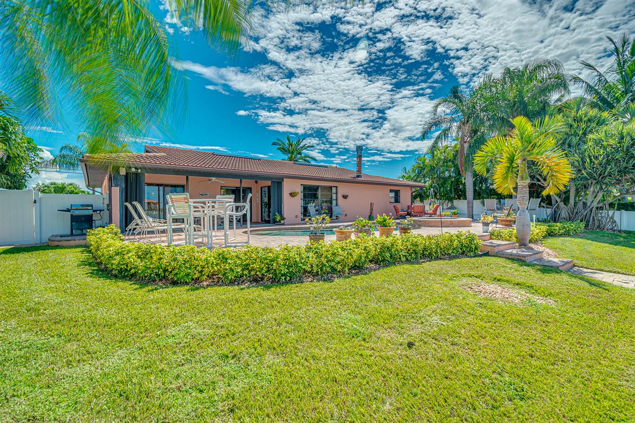 277 - 55th Ave, St. Pete Beach, FL 33706