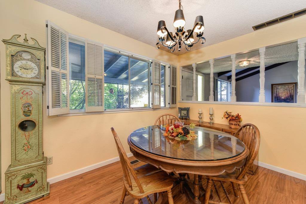 7049 Catlen Way, Sacramento, CA 95831