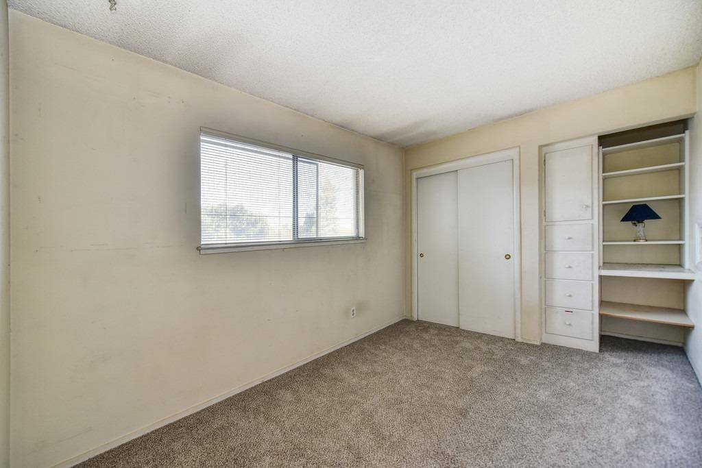 7049 Catlen Way, Sacramento, CA 95831