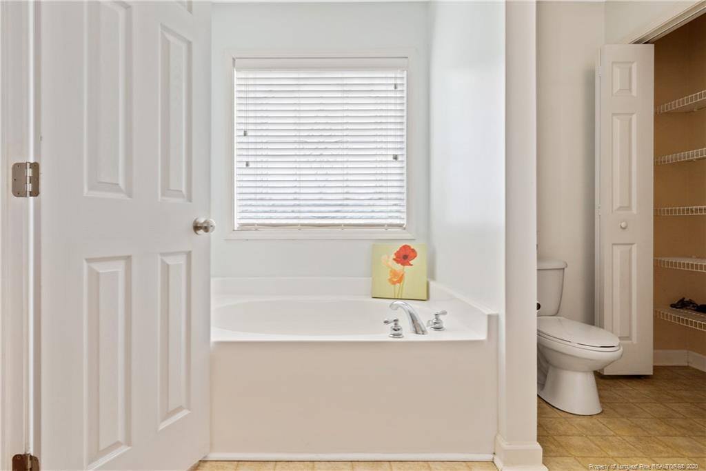 131 McKinley Court, Raeford, NC 28376