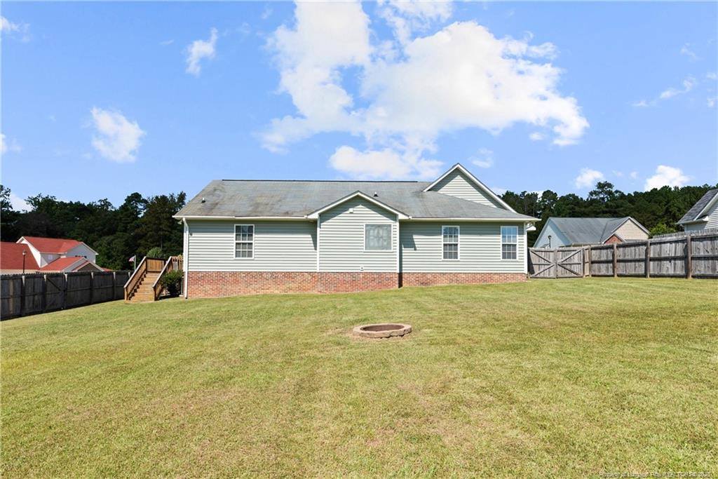 131 McKinley Court, Raeford, NC 28376