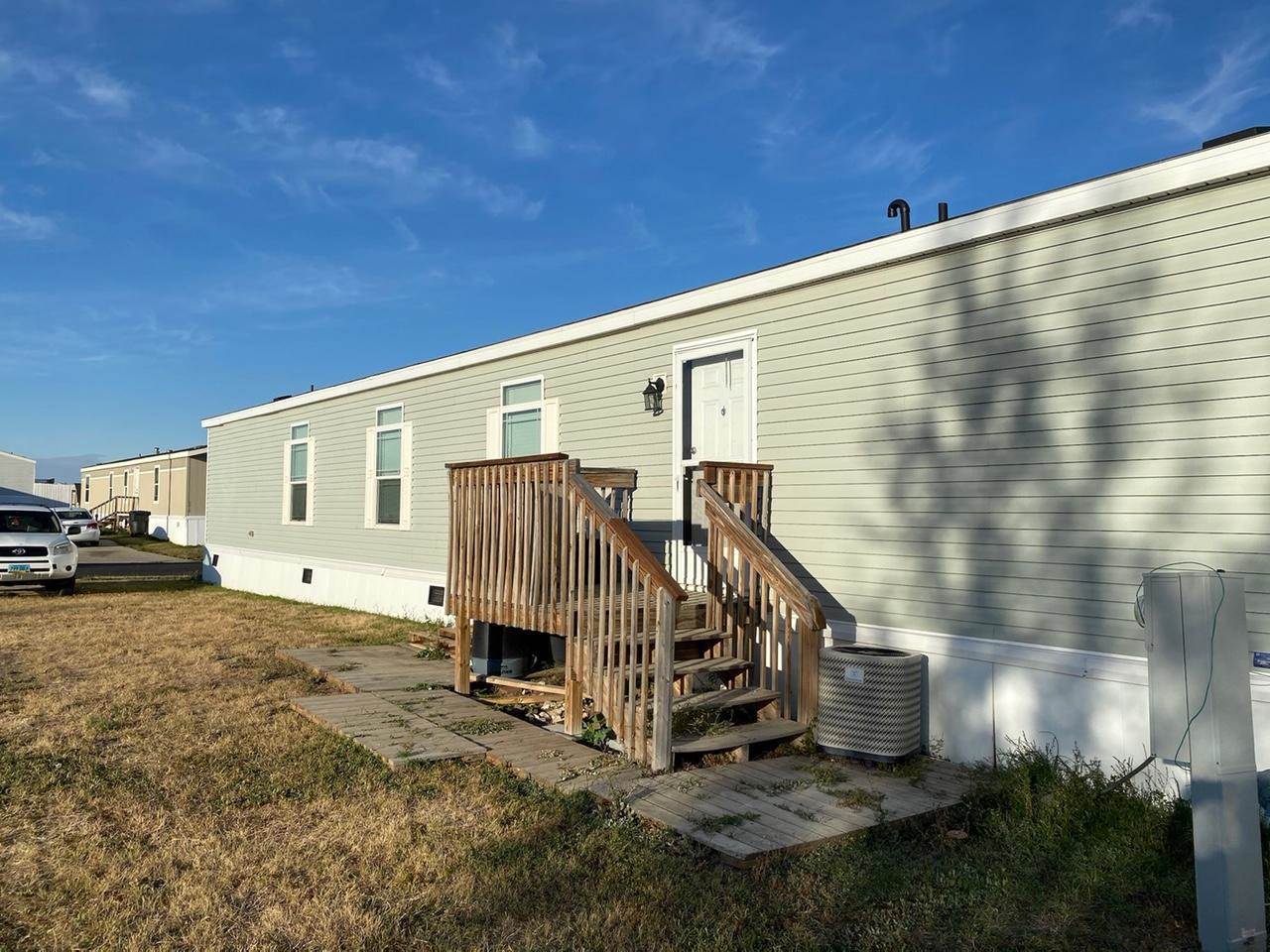 2209 35th Terrace, Williston, ND 58801