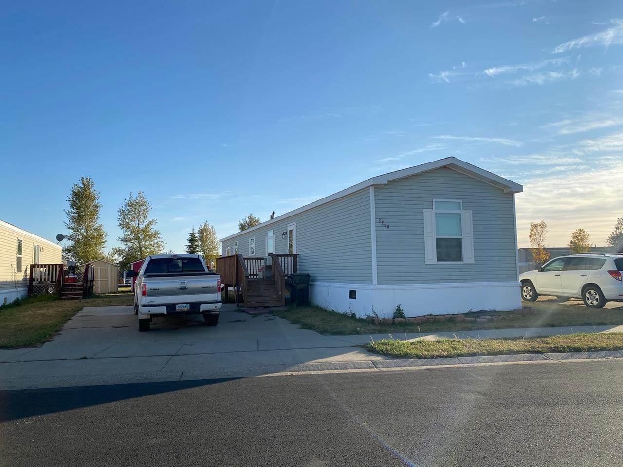 2209 35th Terrace, Williston, ND 58801