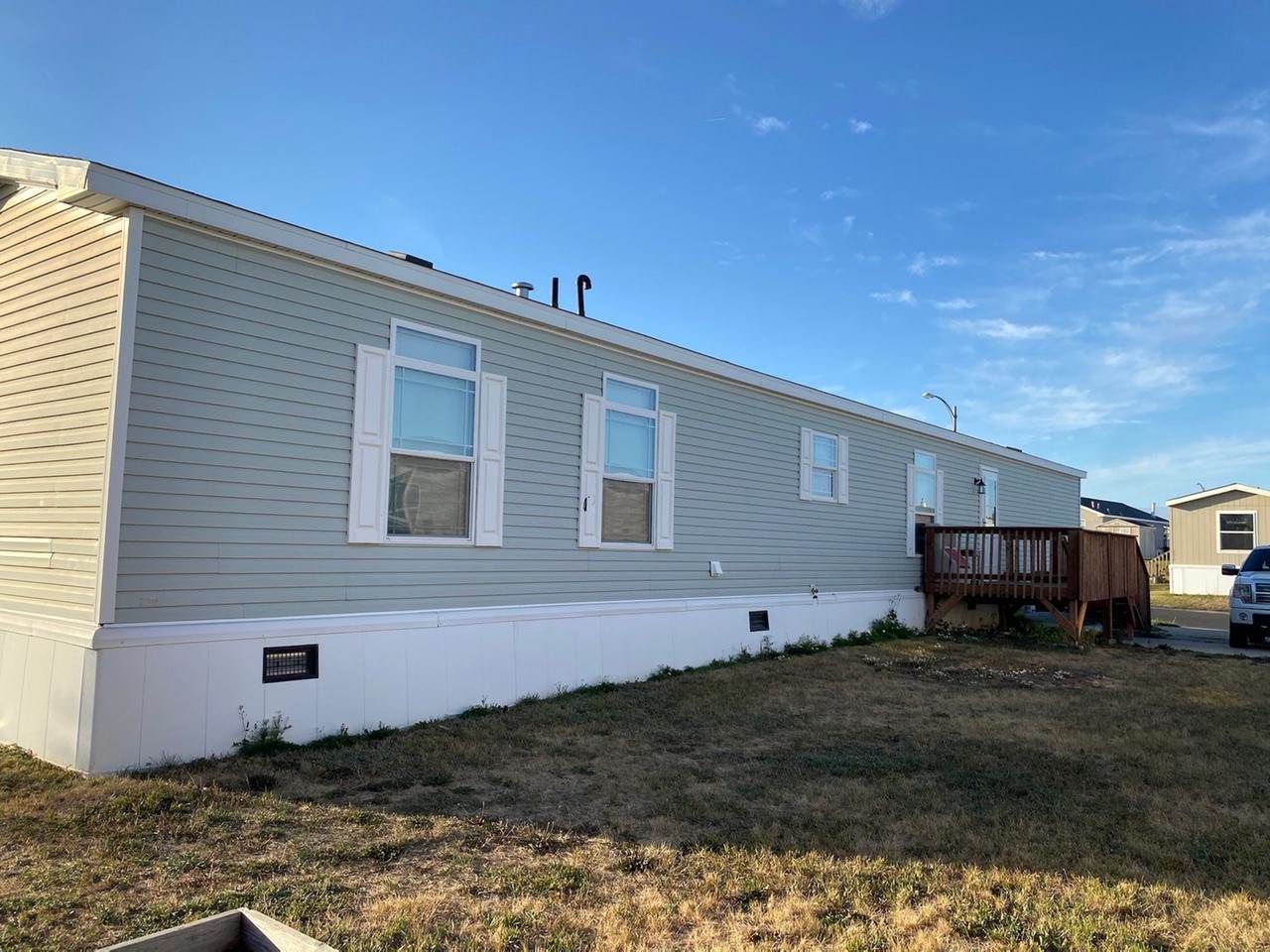 2209 35th Terrace, Williston, ND 58801