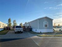 2209 35th Terrace, Williston, ND 58801