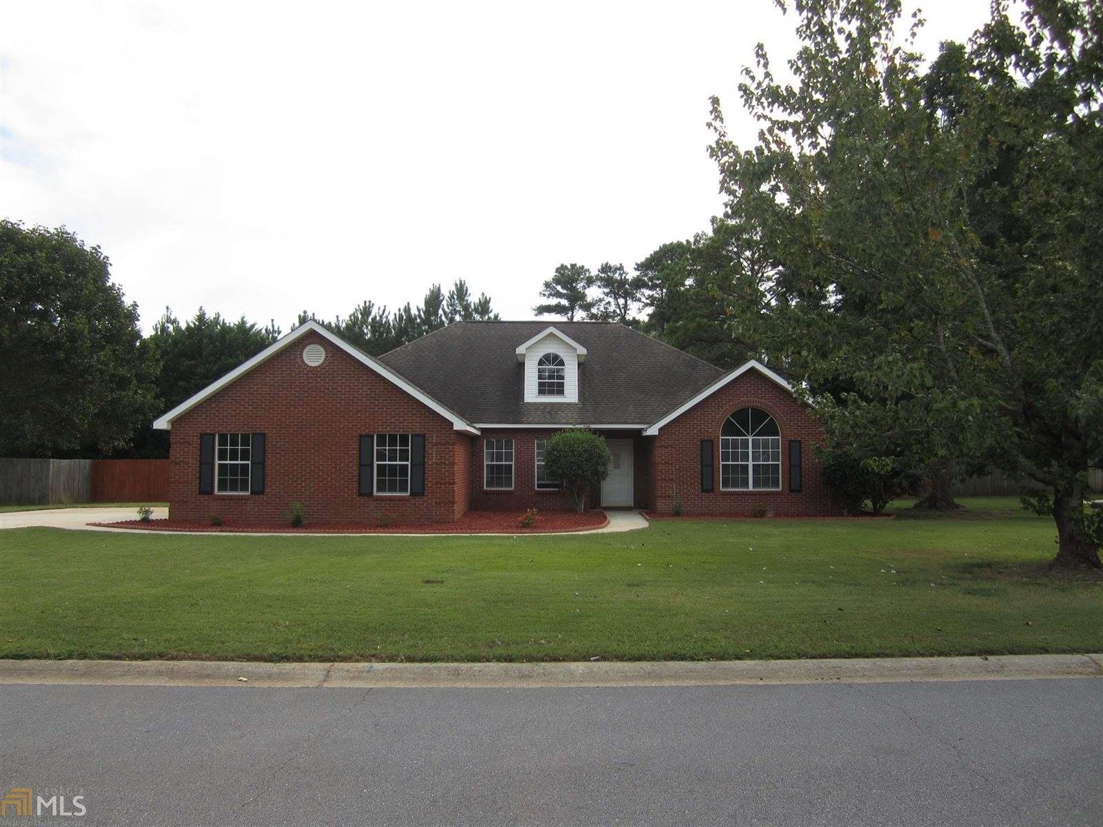 219 Red Bird Circle, Bonaire, GA 31005