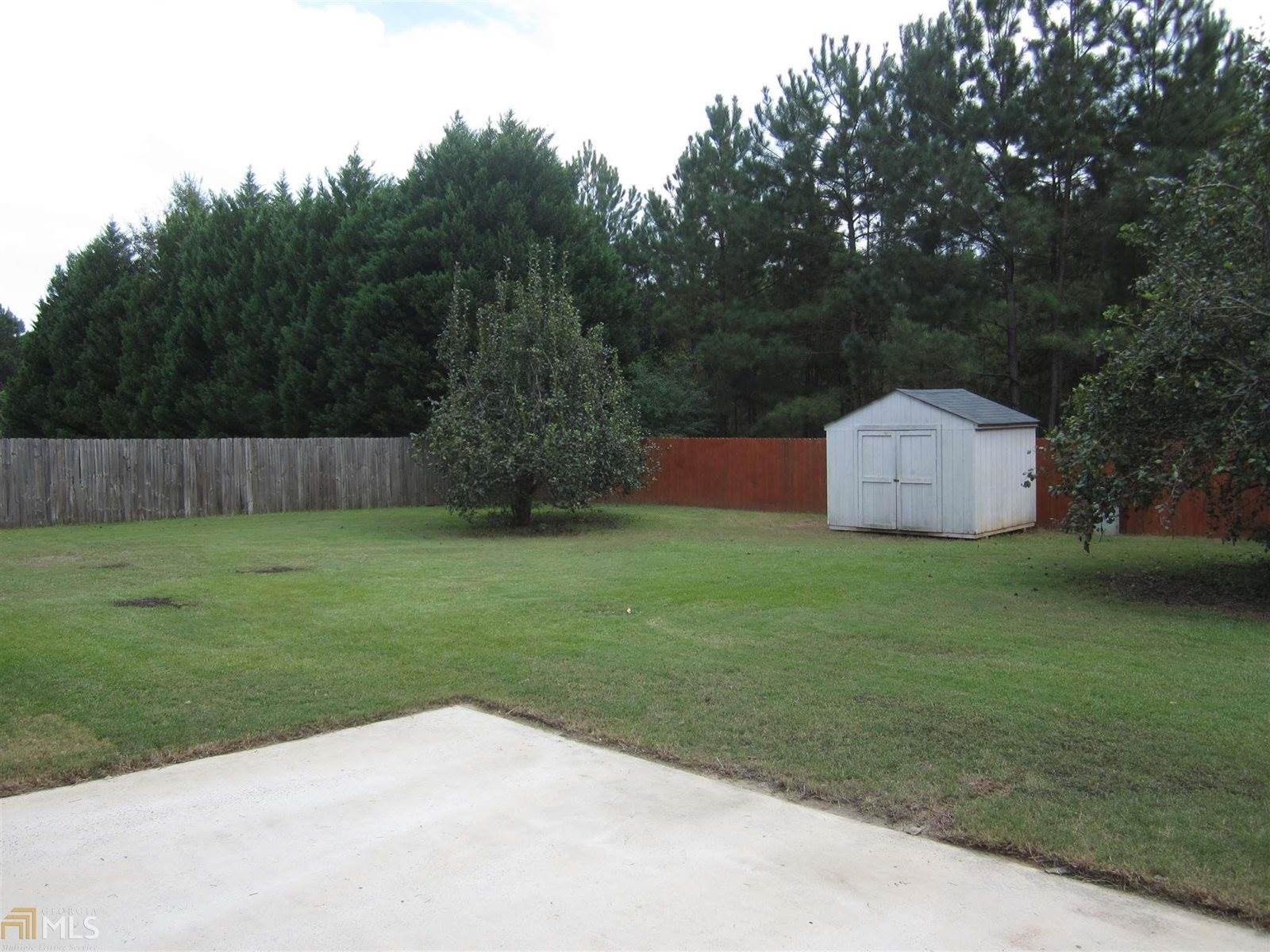 219 Red Bird Circle, Bonaire, GA 31005